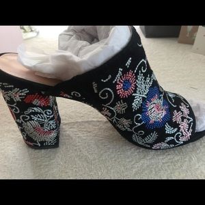 Avec Les Filles shoes